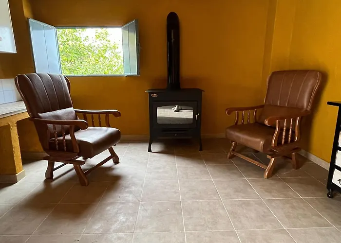 Casa Bejar, Tranquila Casa Con Chimenea, Patios, Junto A La Piscina