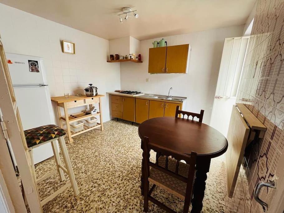 Casa Bejar, Tranquila Casa Con Chimenea, Patios, Junto A La Piscina